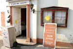 Manor House 'Not Open'!